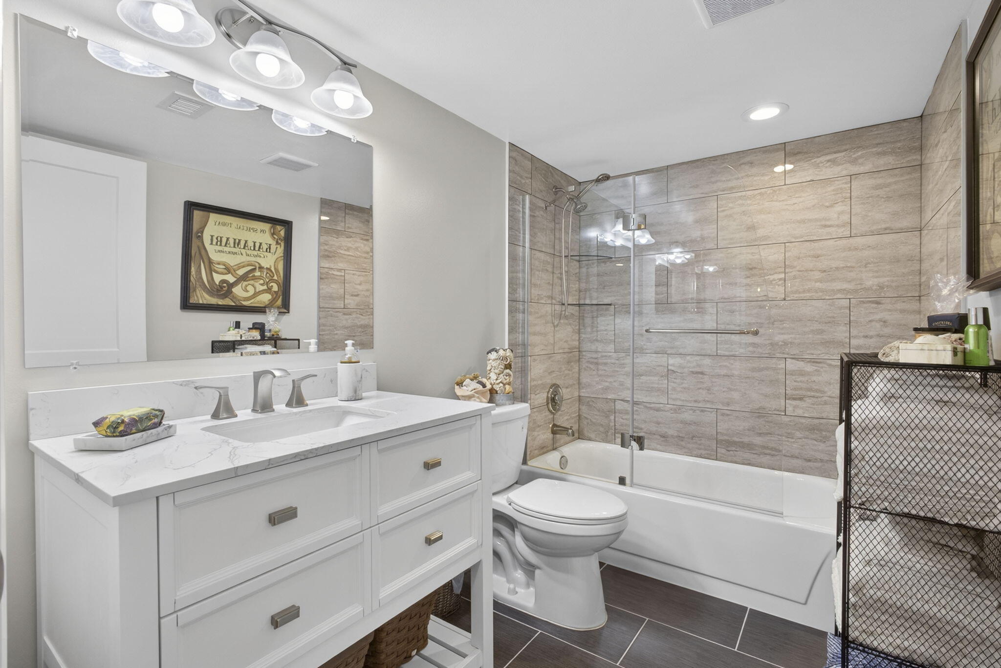 SOUTHWIND CIRCLE CONDO - Residential
