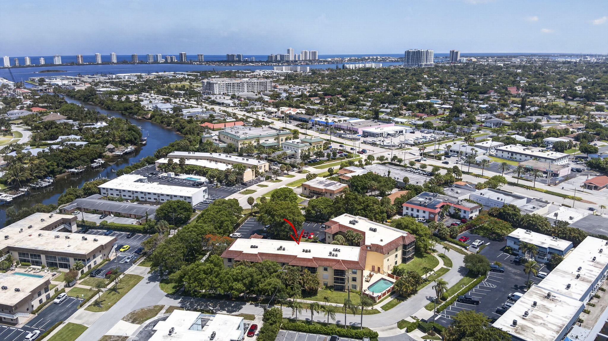 SOUTHWIND CIRCLE CONDO - Residential