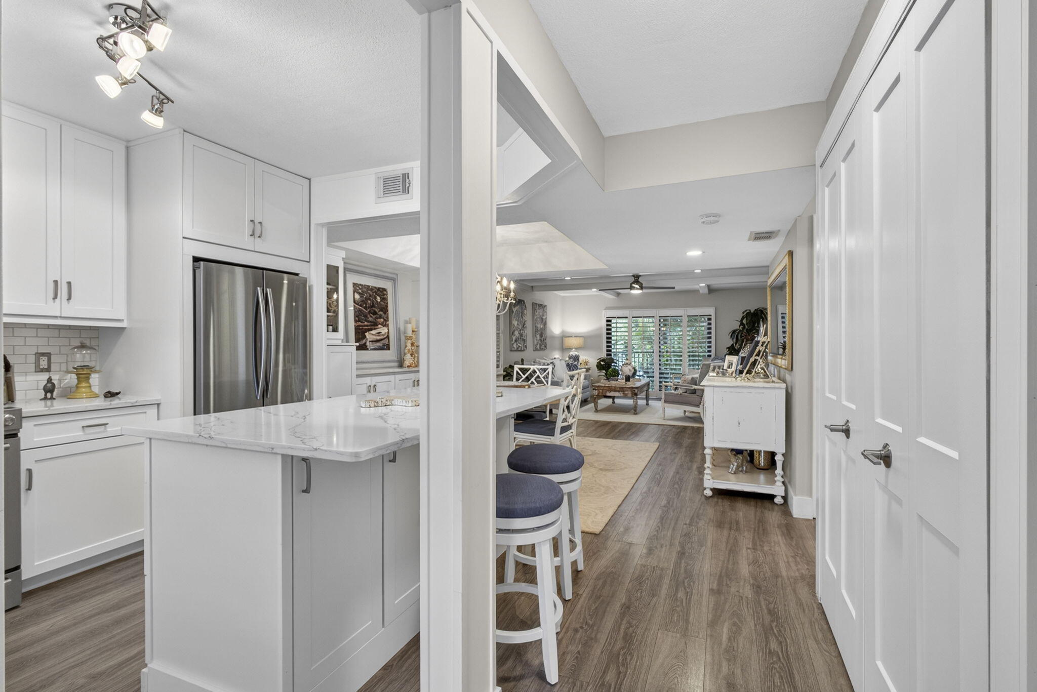 SOUTHWIND CIRCLE CONDO - Residential
