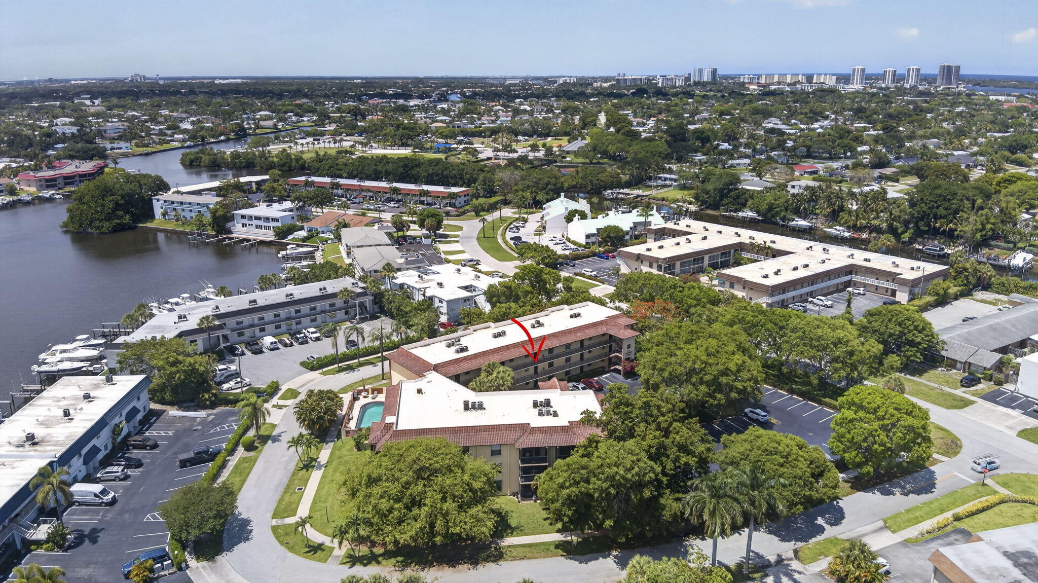 SOUTHWIND CIRCLE CONDO - Residential