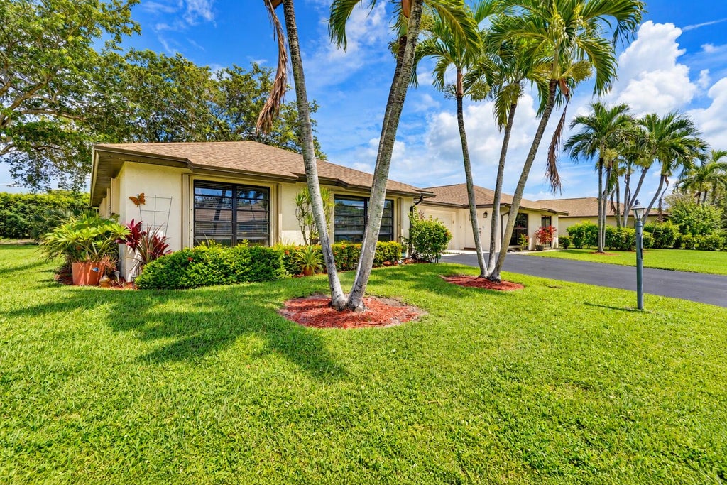 Photo of 4696 Greentree Path #A, Boynton Beach, FL 33436 (MLS # B26072906)