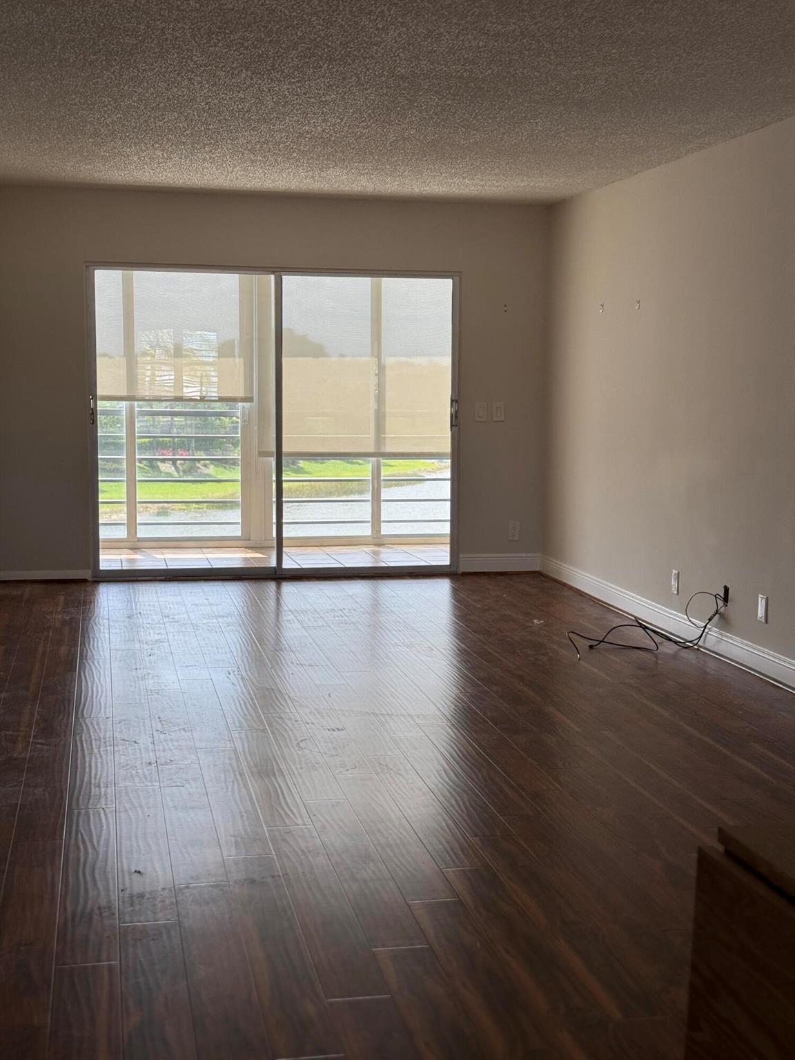 4073 Exeter E
