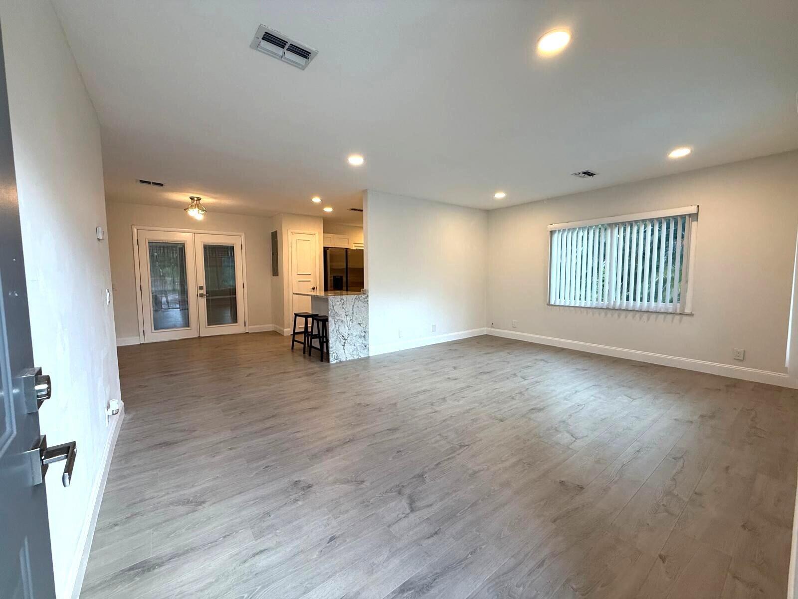 14526 Paradise Trail