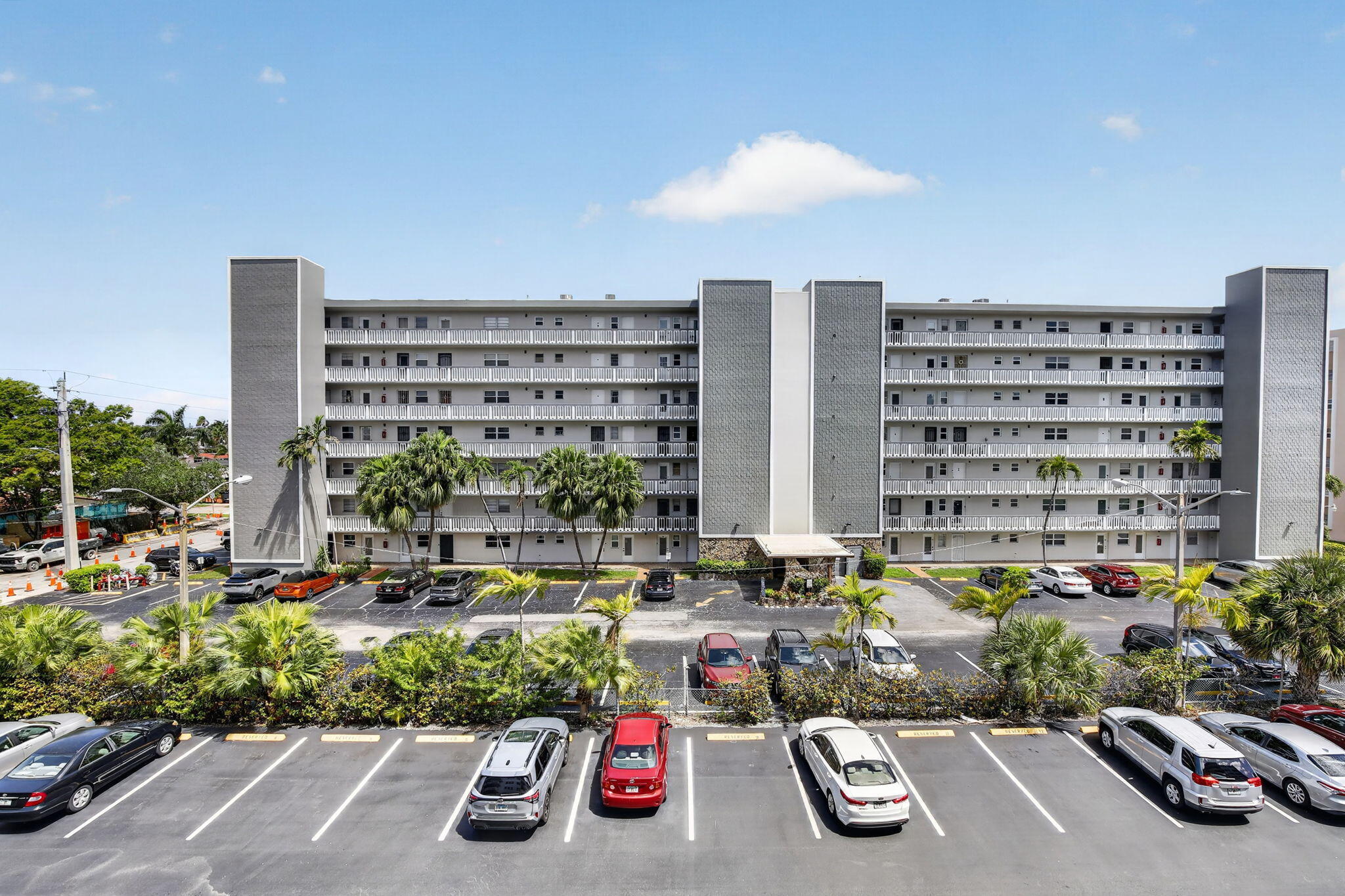 MEADOWBROOK CONDO APTS BLDG 10 - Residential