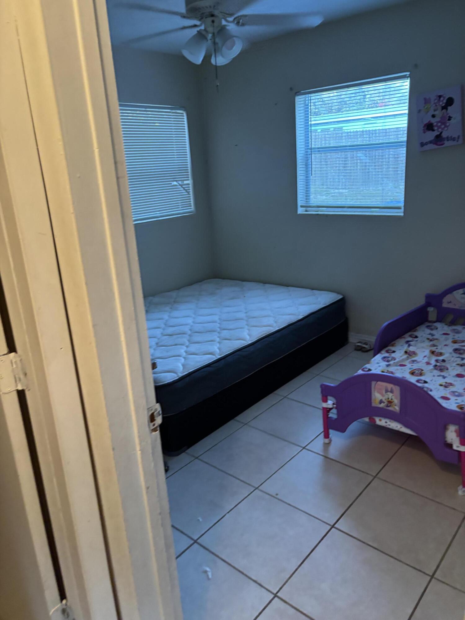 390 SW 7th Rd Road SW, Vero Beach, FL, 32962/$225,000 4 390 SW 7th Rd Road SW