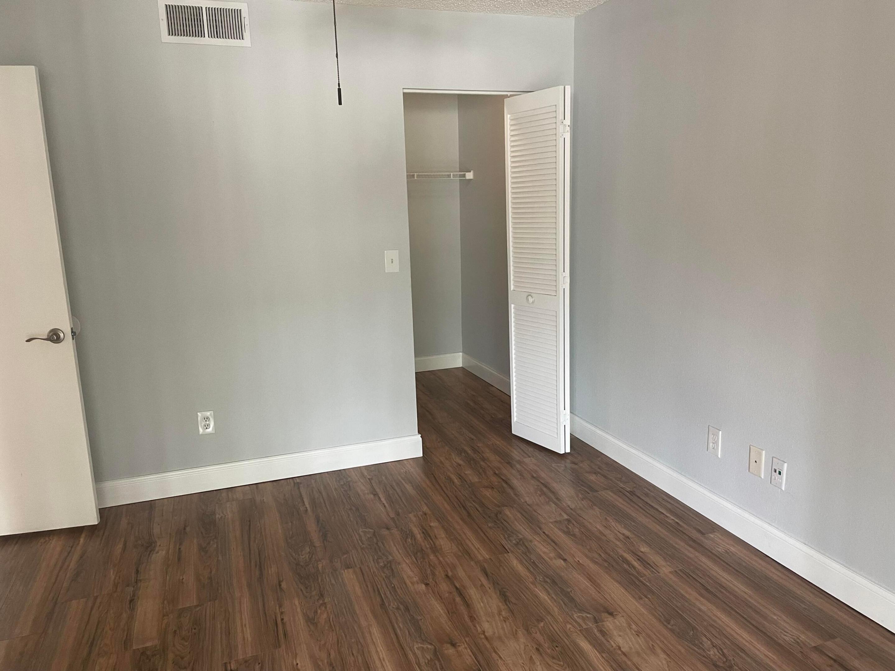 WINDWARD LAKES CONDO - Residential