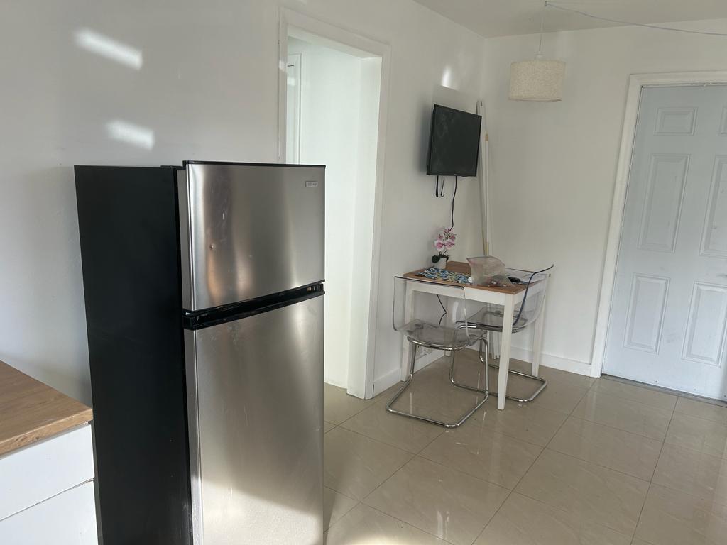 Coral Ridge Country Club - Residential Lease