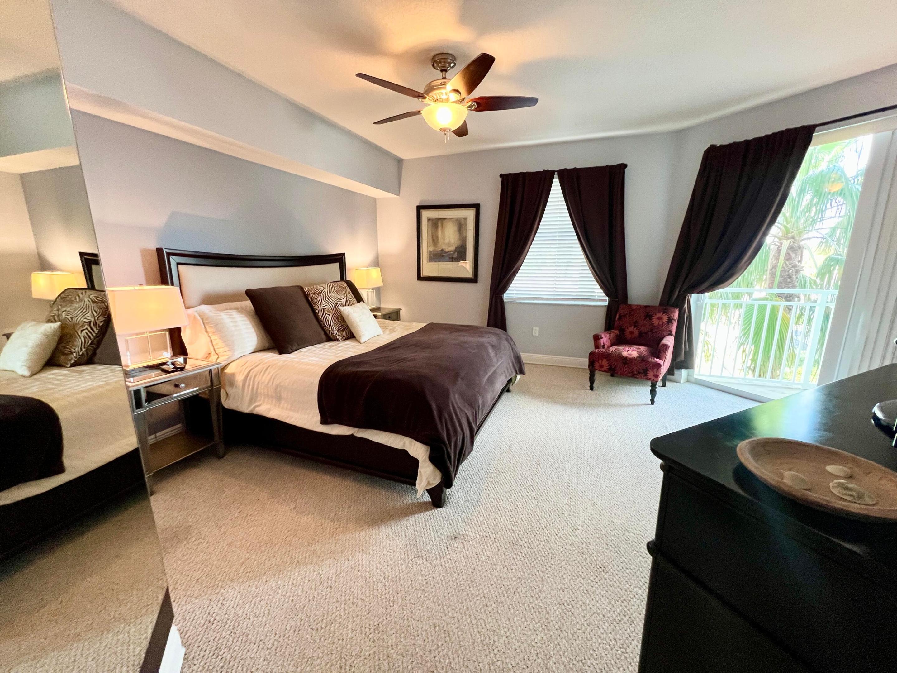 HARBORAGE YACHT CONDO - Residential Lease