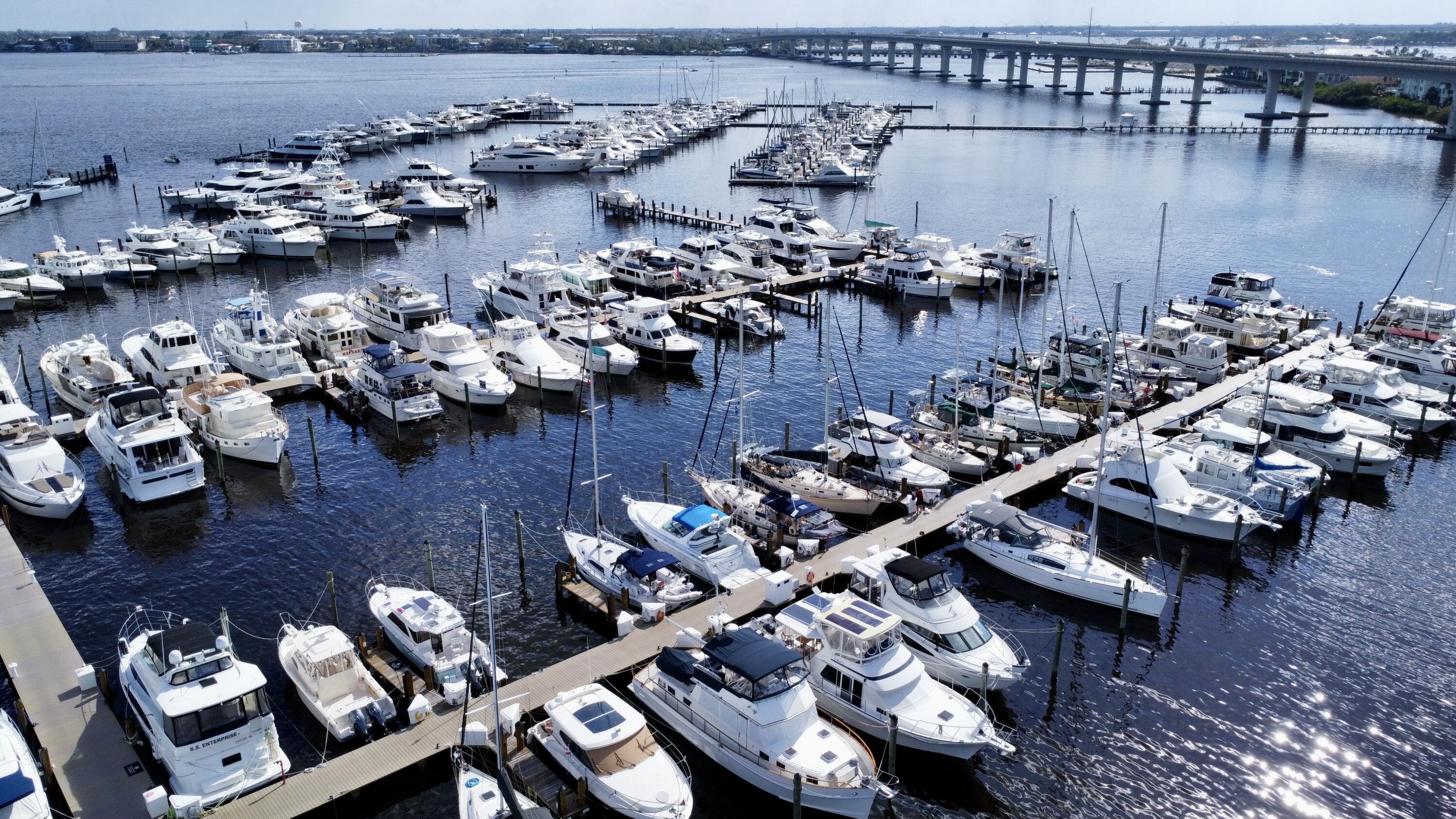 HARBORAGE YACHT CONDO - Residential Lease