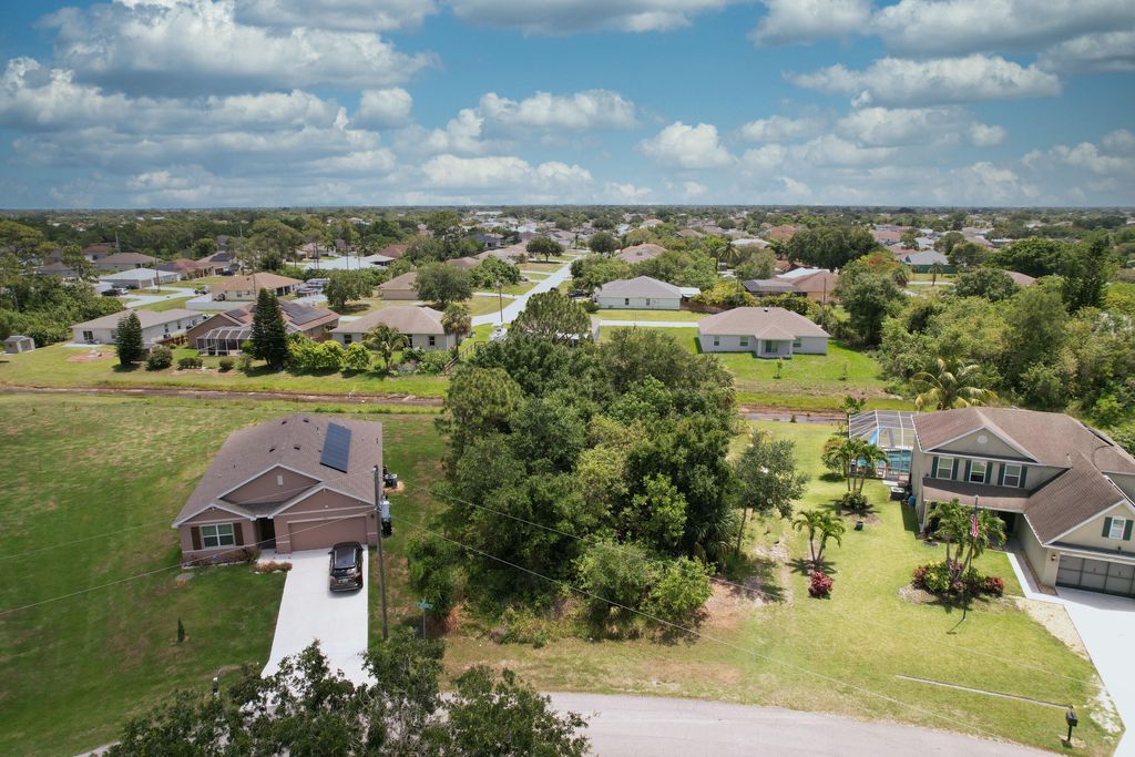 Photo of 4205 SW Oblique Street, Port Saint Lucie, FL 34953 (MLS # R11166517)