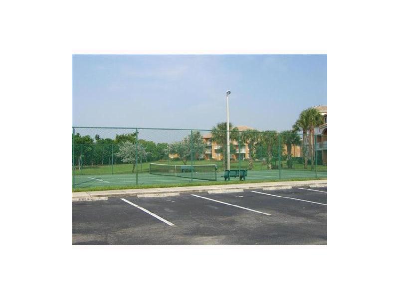 Courtyards At Davie Condo - Residential Lease