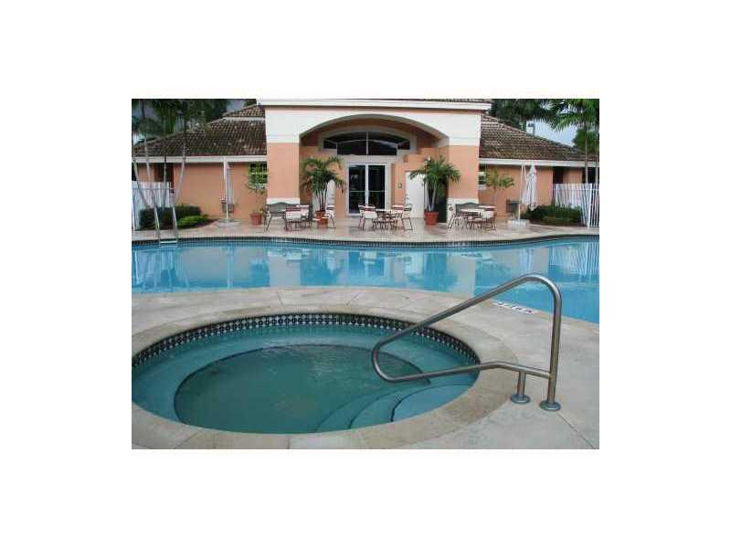 Courtyards At Davie Condo - Residential Lease