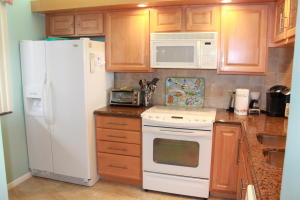 MARINA AT THE BLUFFS COND - Residential Lease