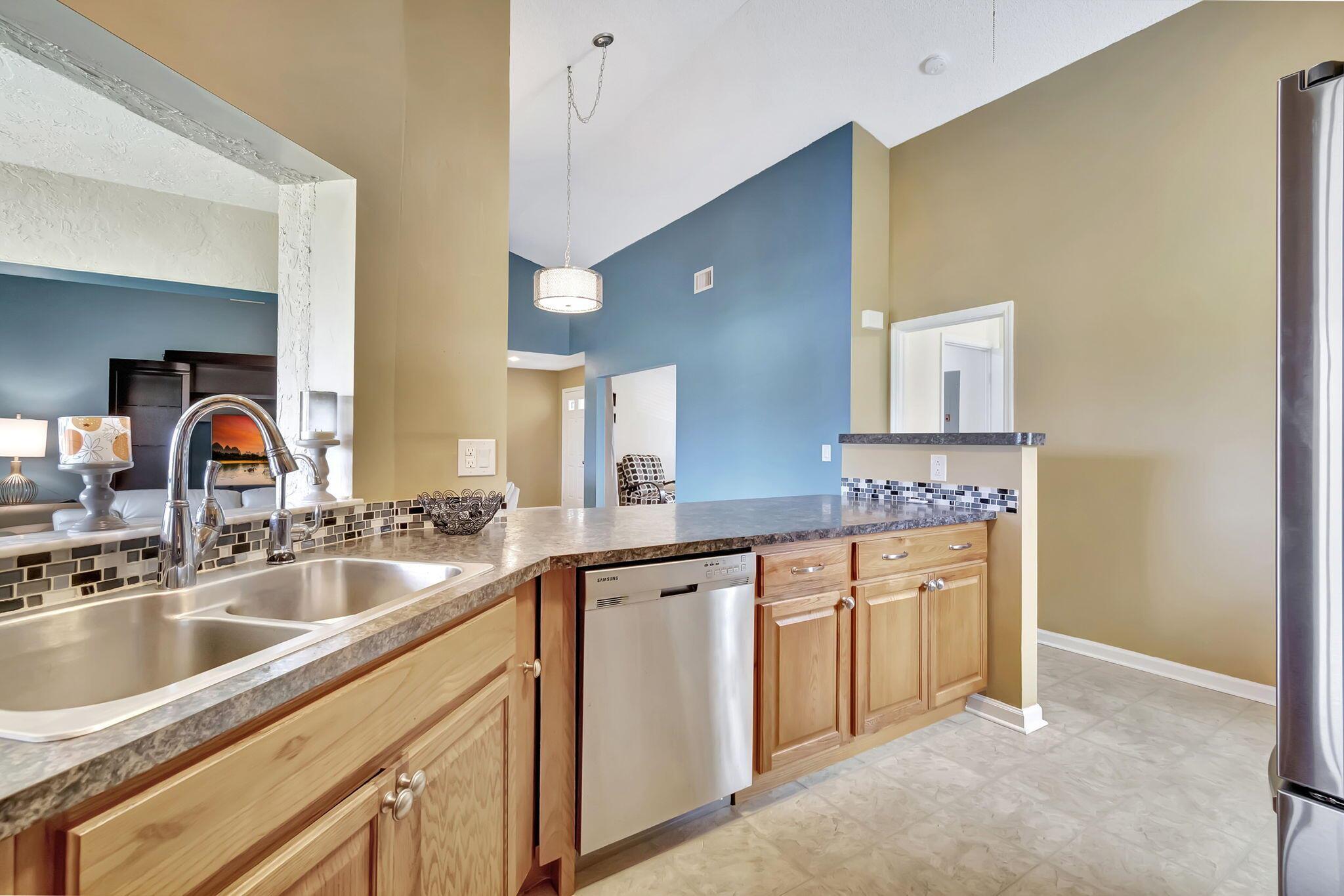 COVES AT PARKWALK CONDO - Residential
