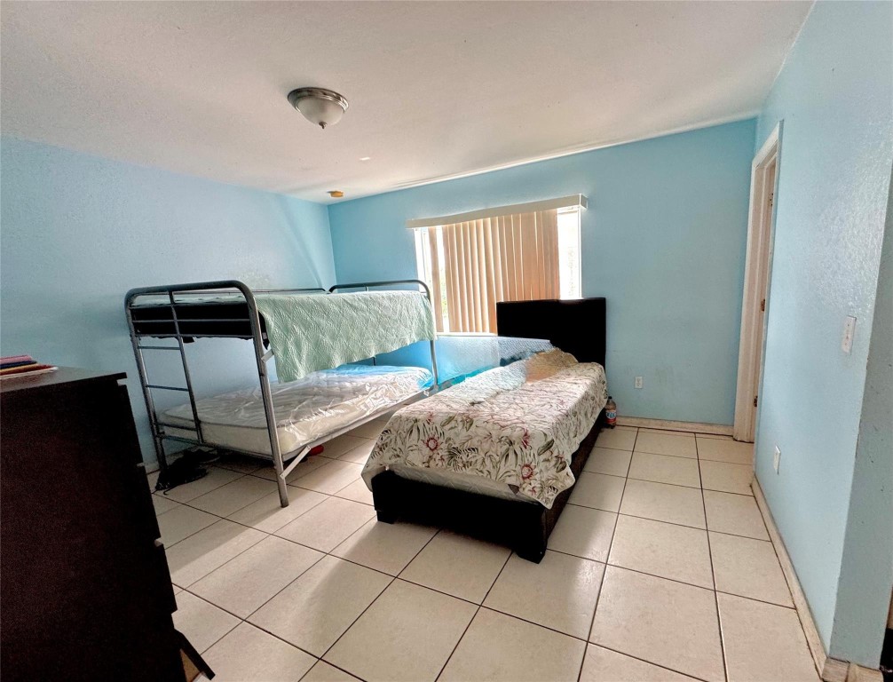 E LIBERTY CITY SEC A - Residential Income