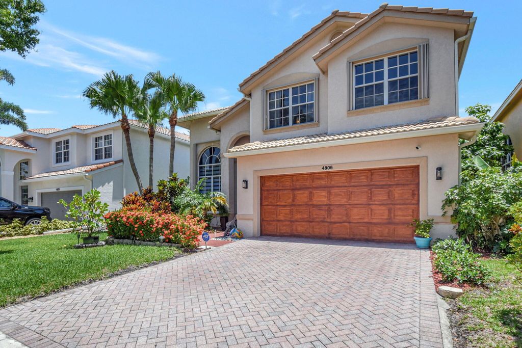 Photo of 4806 N Classical Boulevard, Delray Beach, FL 33445 (MLS # R10999749)