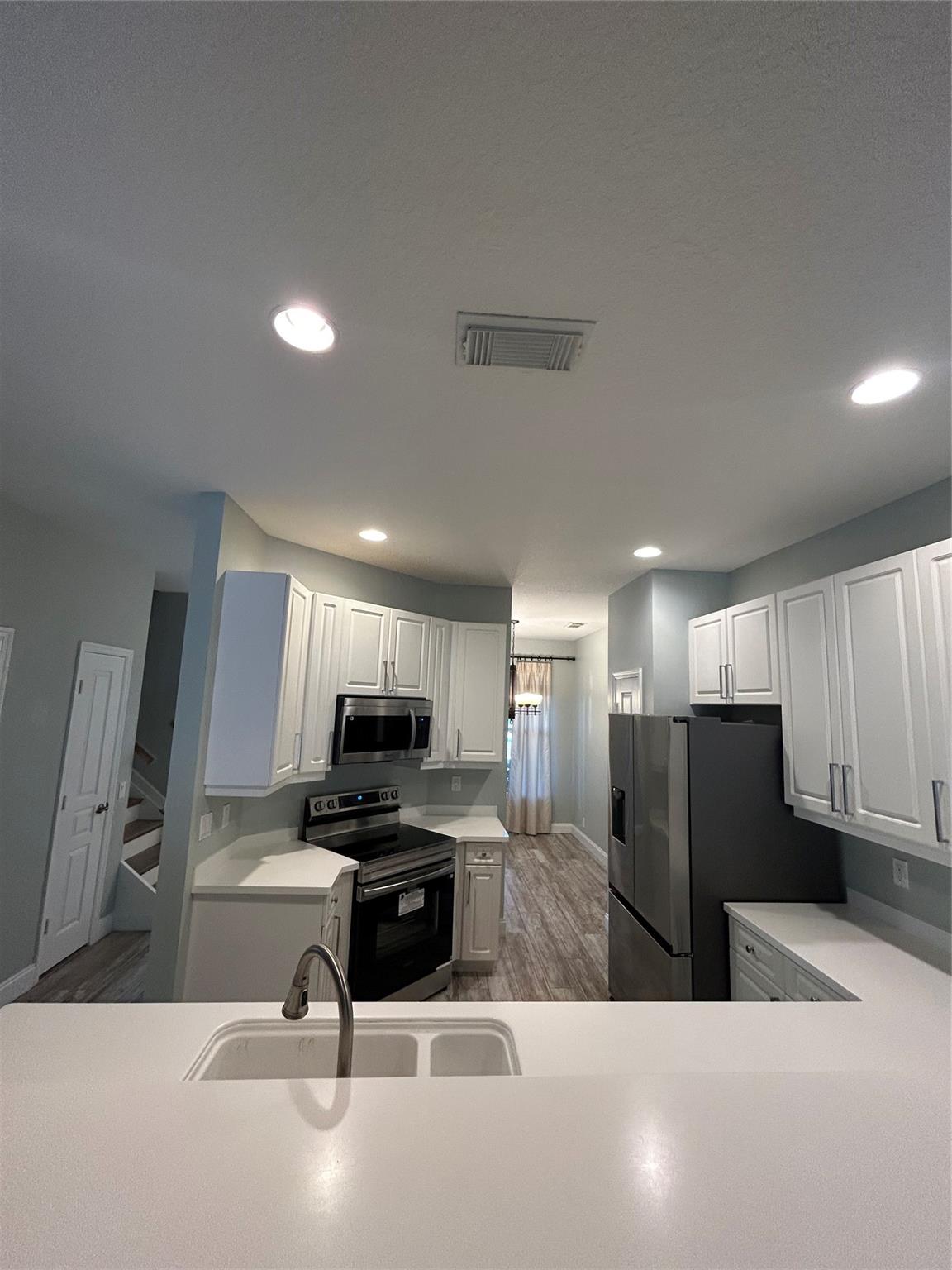 TRADITION PLAT NO 8 - Residential Lease