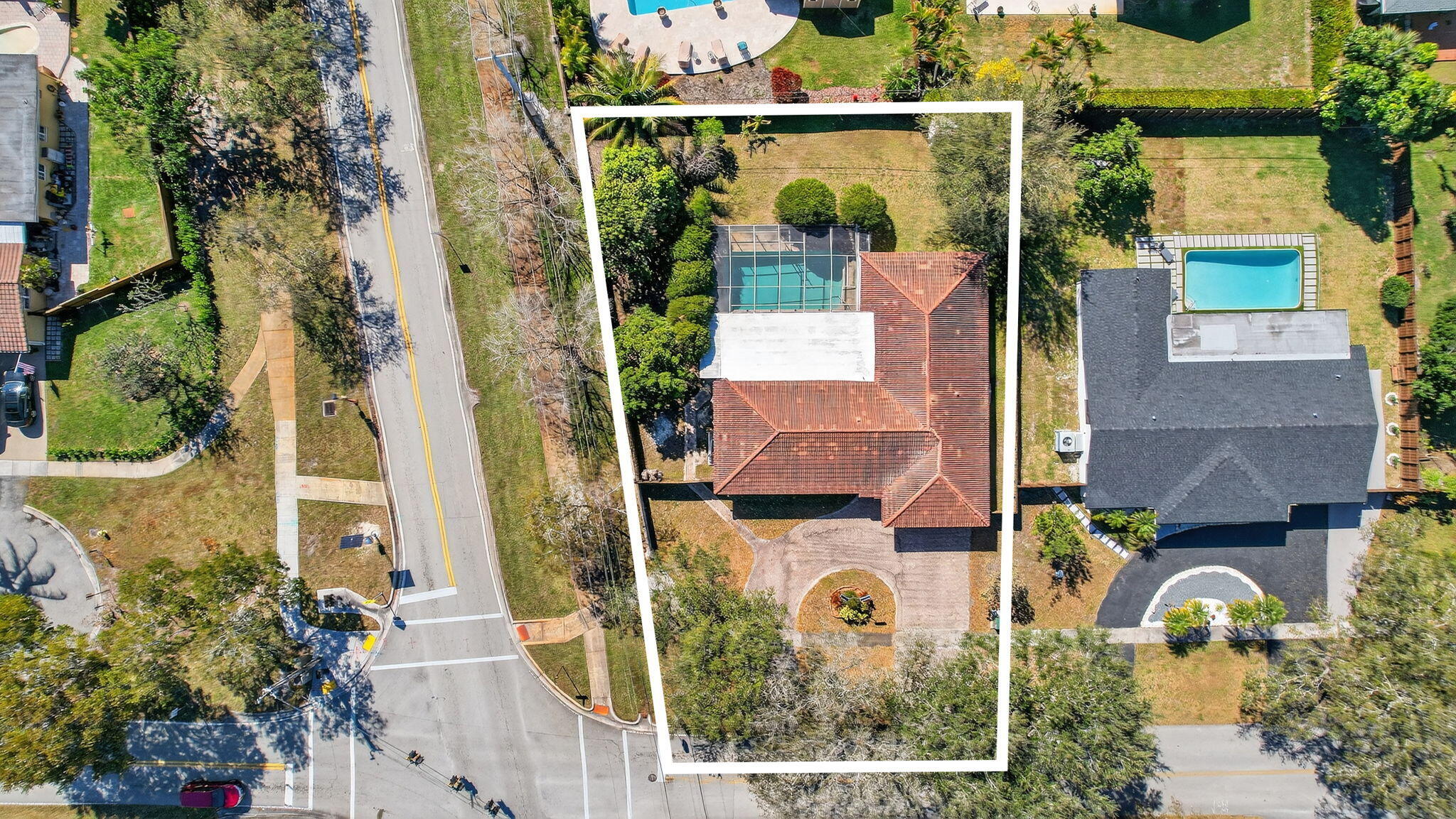 PLANTATIONS SECLUDED GARDENS - Residential