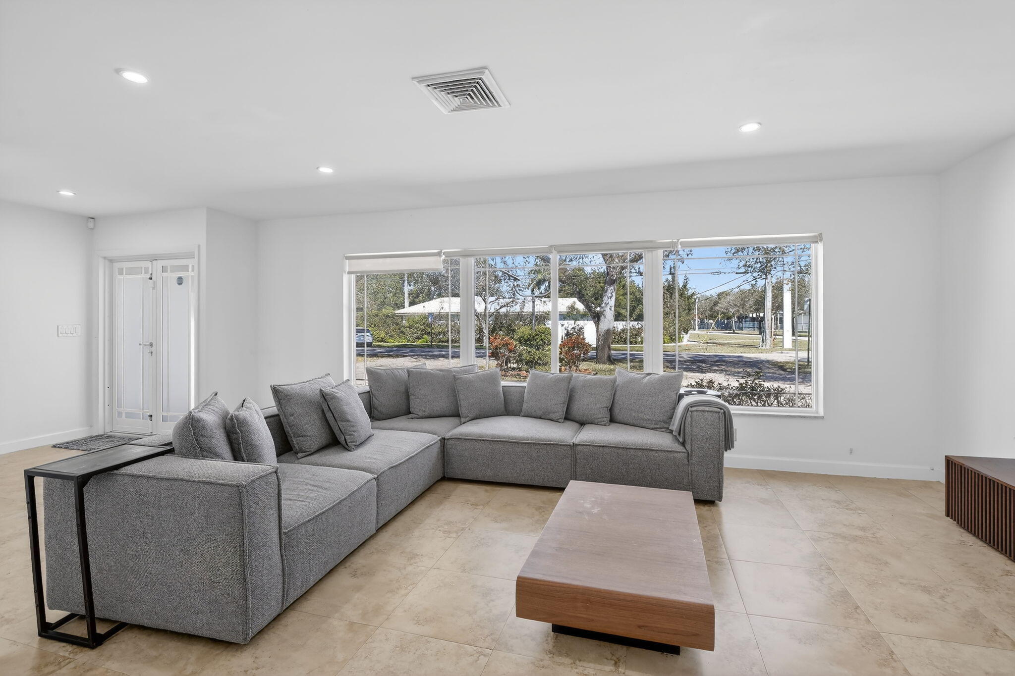 PLANTATIONS SECLUDED GARDENS - Residential