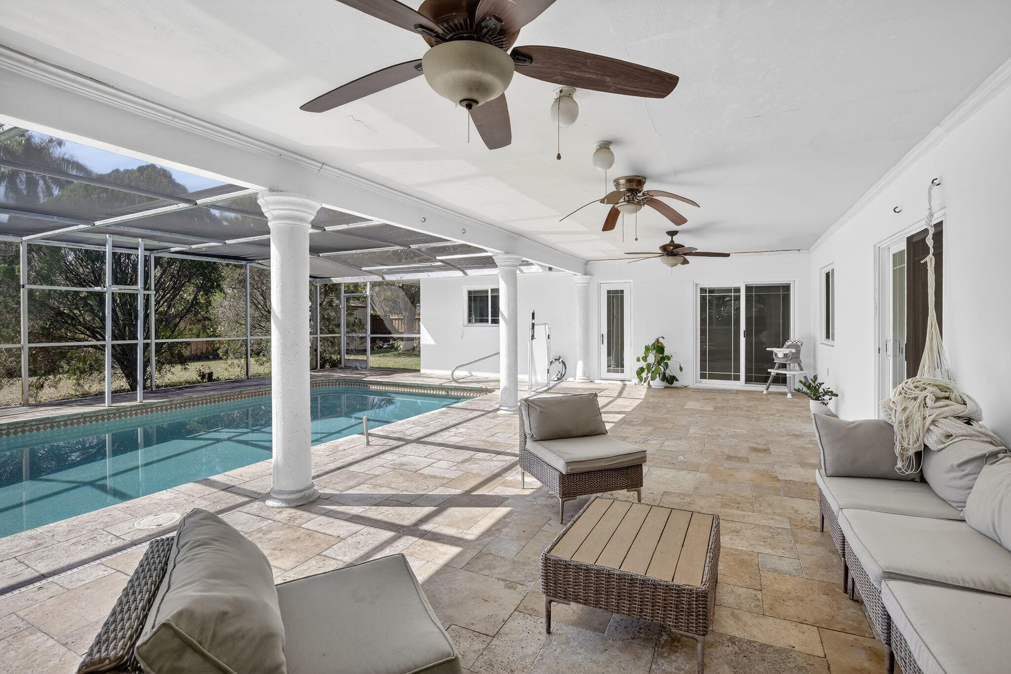 PLANTATIONS SECLUDED GARDENS - Residential