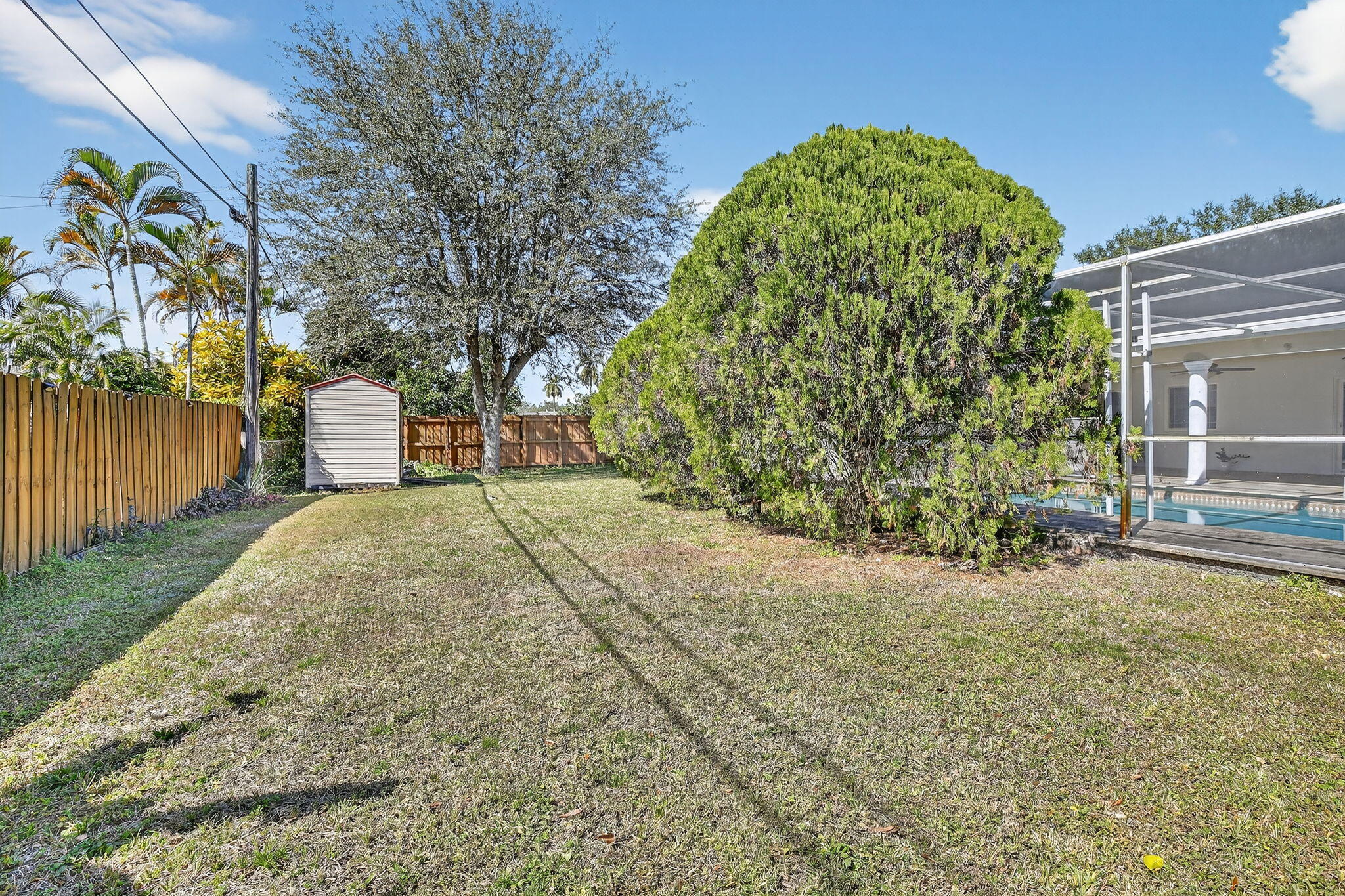 PLANTATIONS SECLUDED GARDENS - Residential