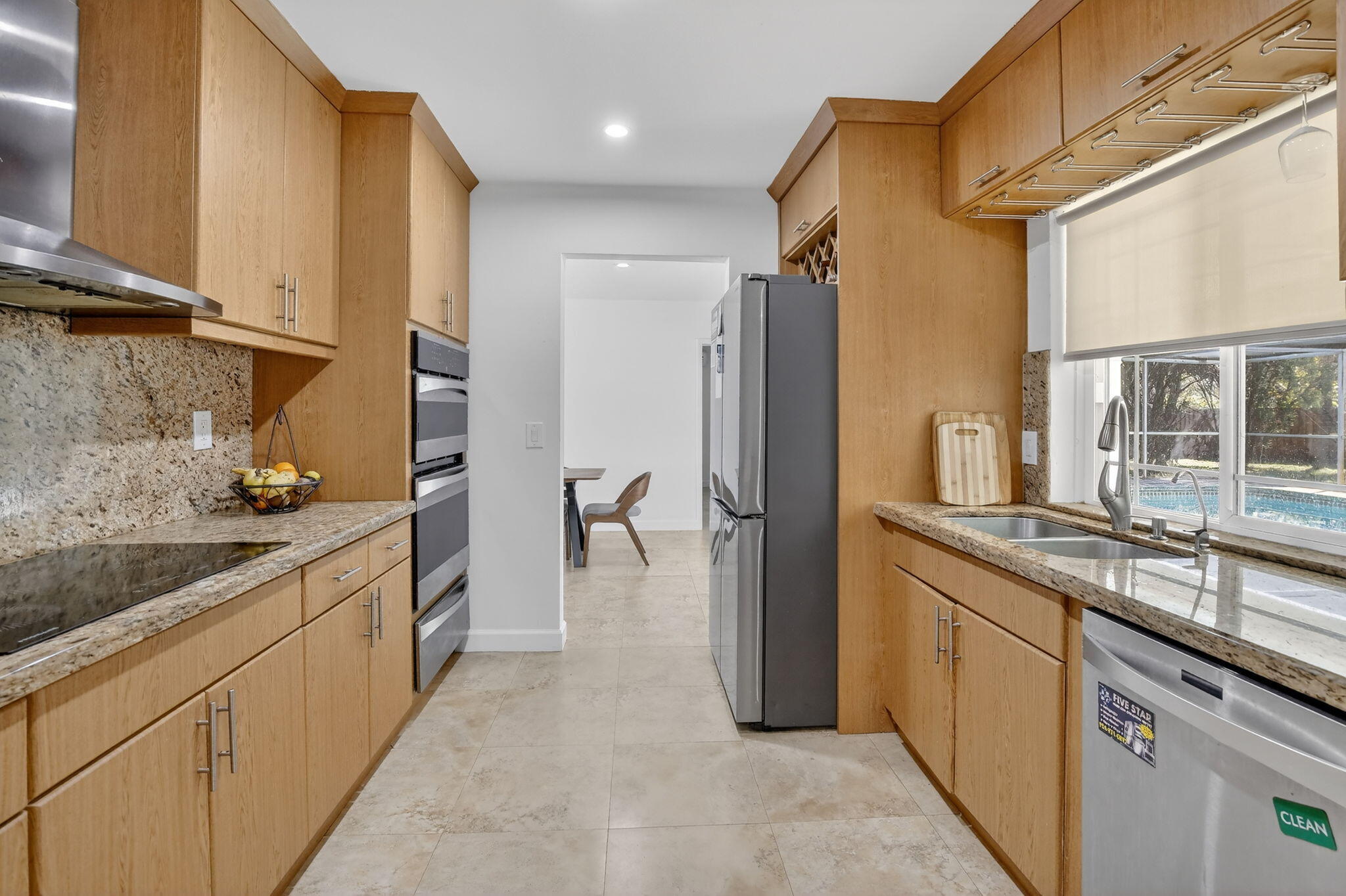 PLANTATIONS SECLUDED GARDENS - Residential