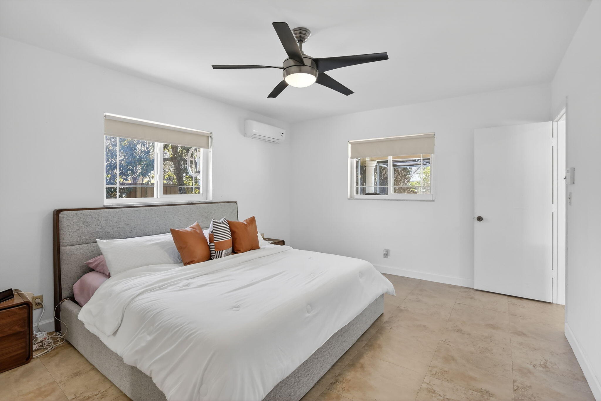 PLANTATIONS SECLUDED GARDENS - Residential