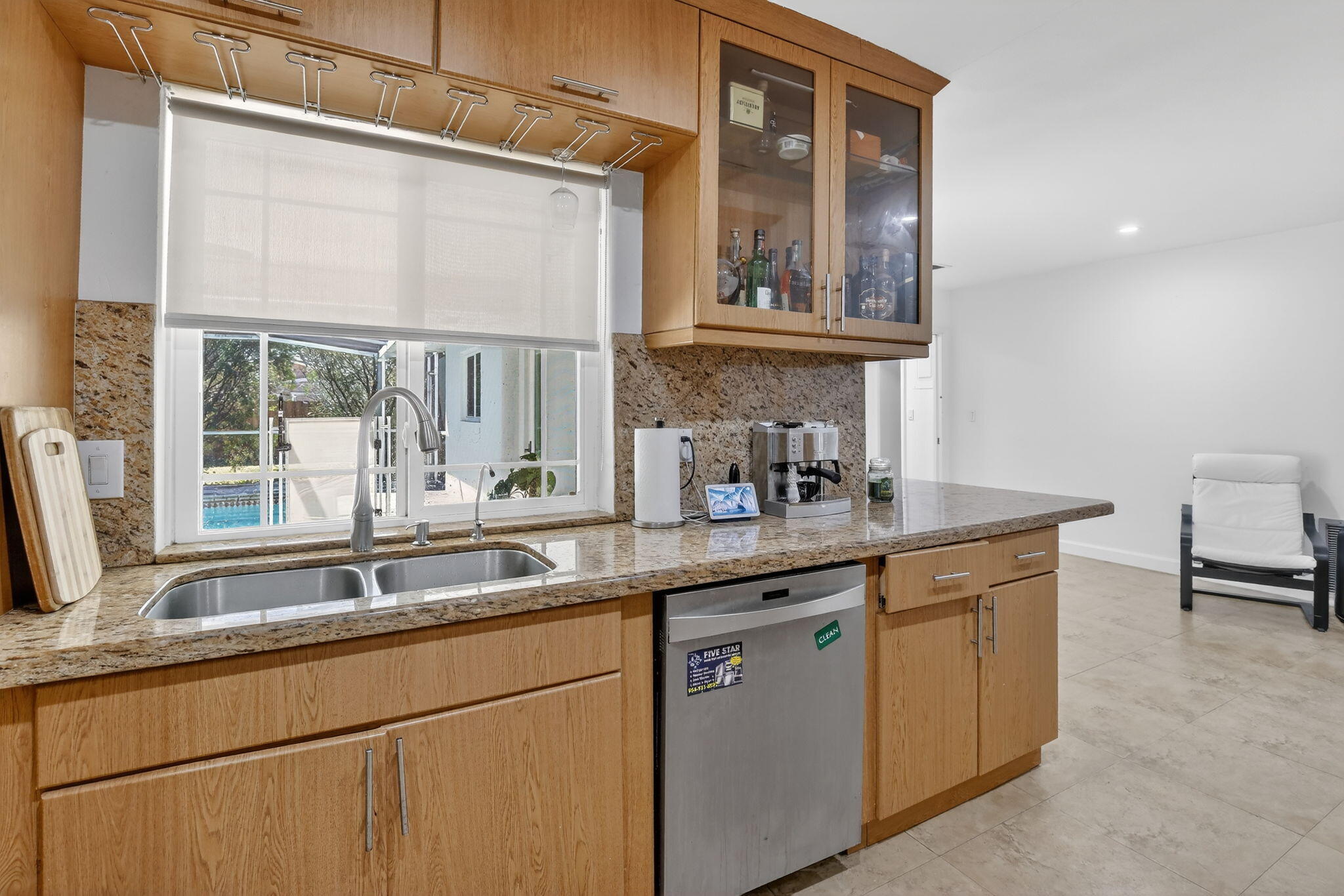 PLANTATIONS SECLUDED GARDENS - Residential