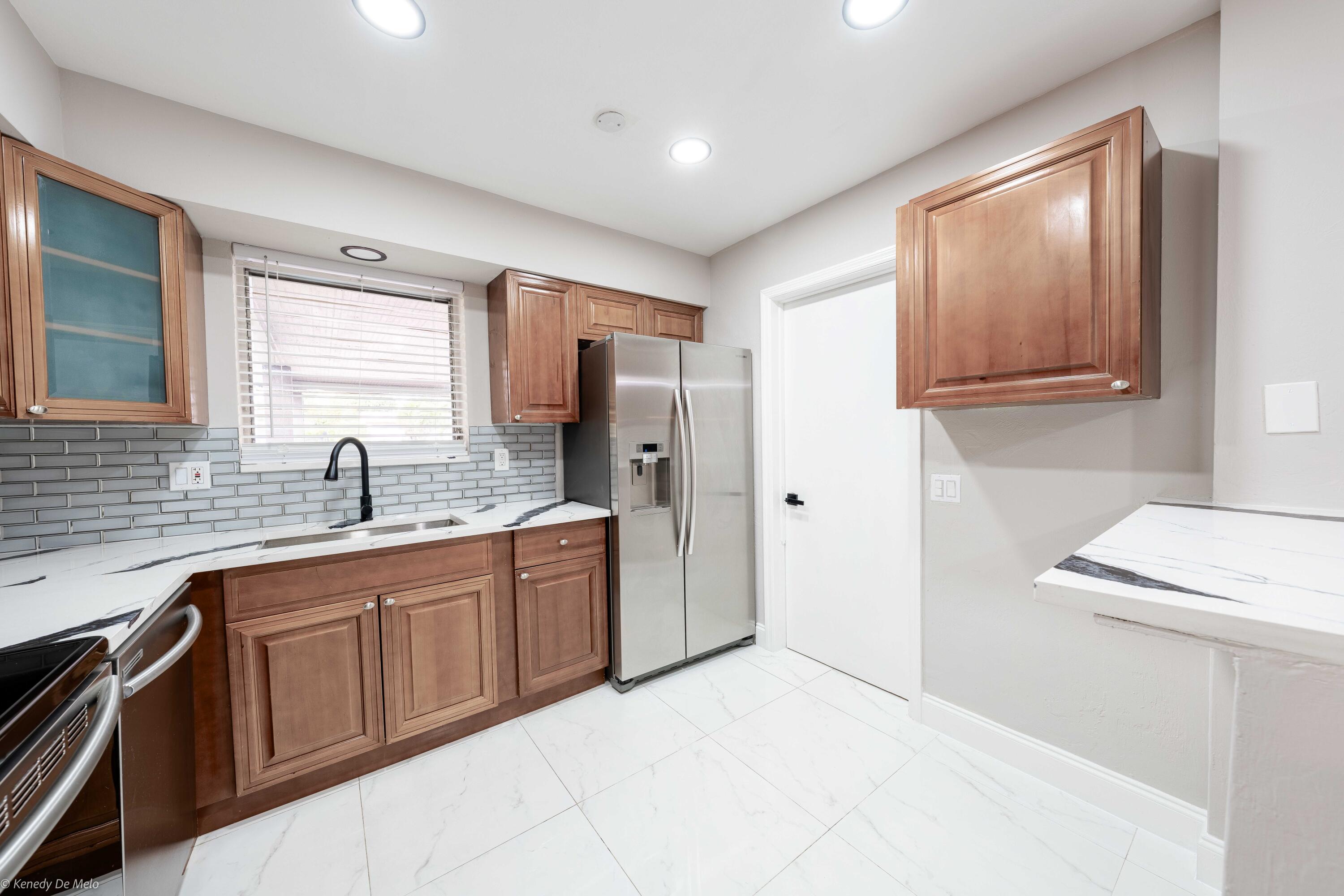 MIDLAND - Residential Lease