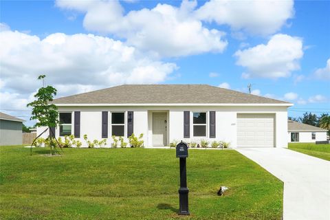 Photo of 1229 SW San Antonio Ave, Port St Lucie, FL 34953 (MLS # F10534417)