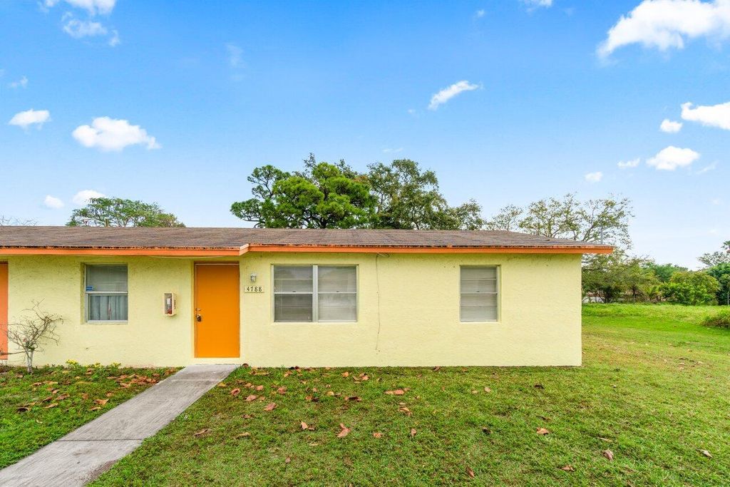 Photo of 4788 Gulfstream Road, Lake Worth, FL 33460 (MLS # R10966480)