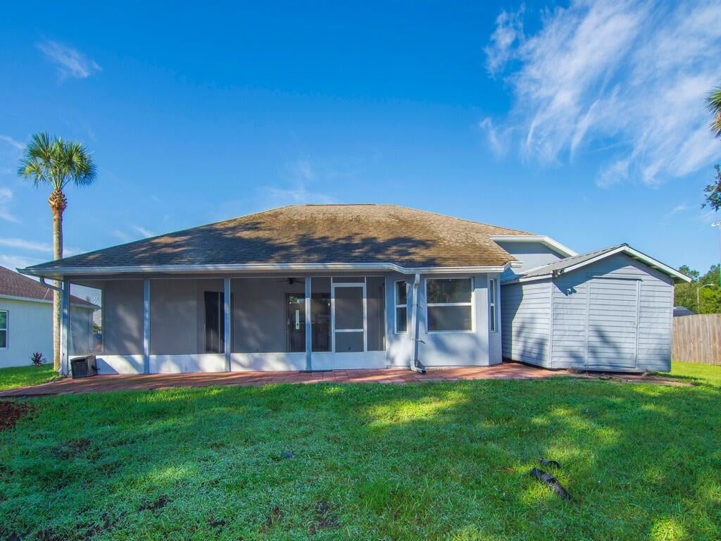 Photo of 1108 COVERBROOK Lane, Sebastian, FL 32958 (MLS # B26081301)