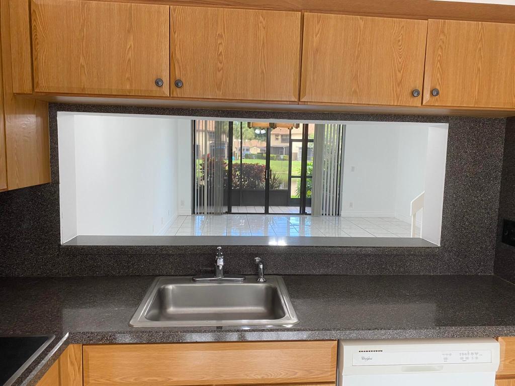 KARANDA VILLAGE III-D CONDO - Residential