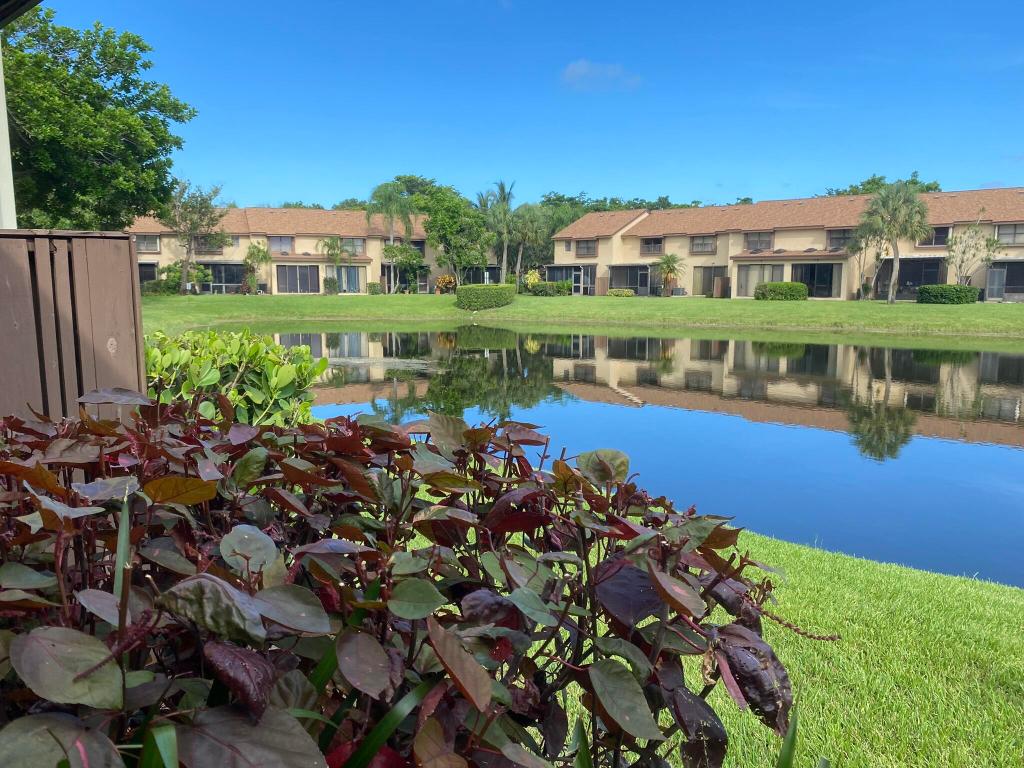 KARANDA VILLAGE III-D CONDO - Residential