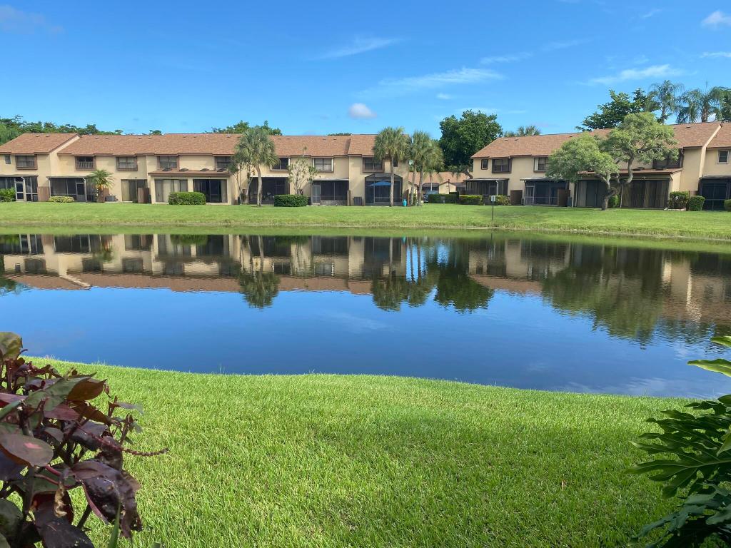 KARANDA VILLAGE III-D CONDO - Residential