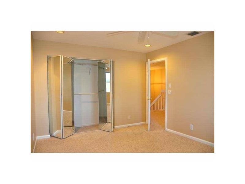 EAGLE CREEK 143-15 B - Residential Lease