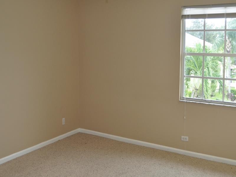 EAGLE CREEK 143-15 B - Residential Lease