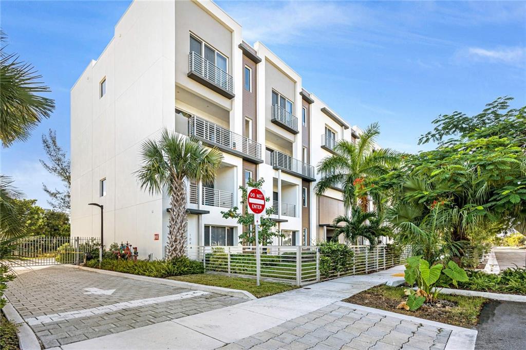 Galleria Lofts - Residential Income