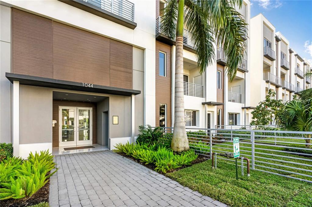 Galleria Lofts - Residential Income