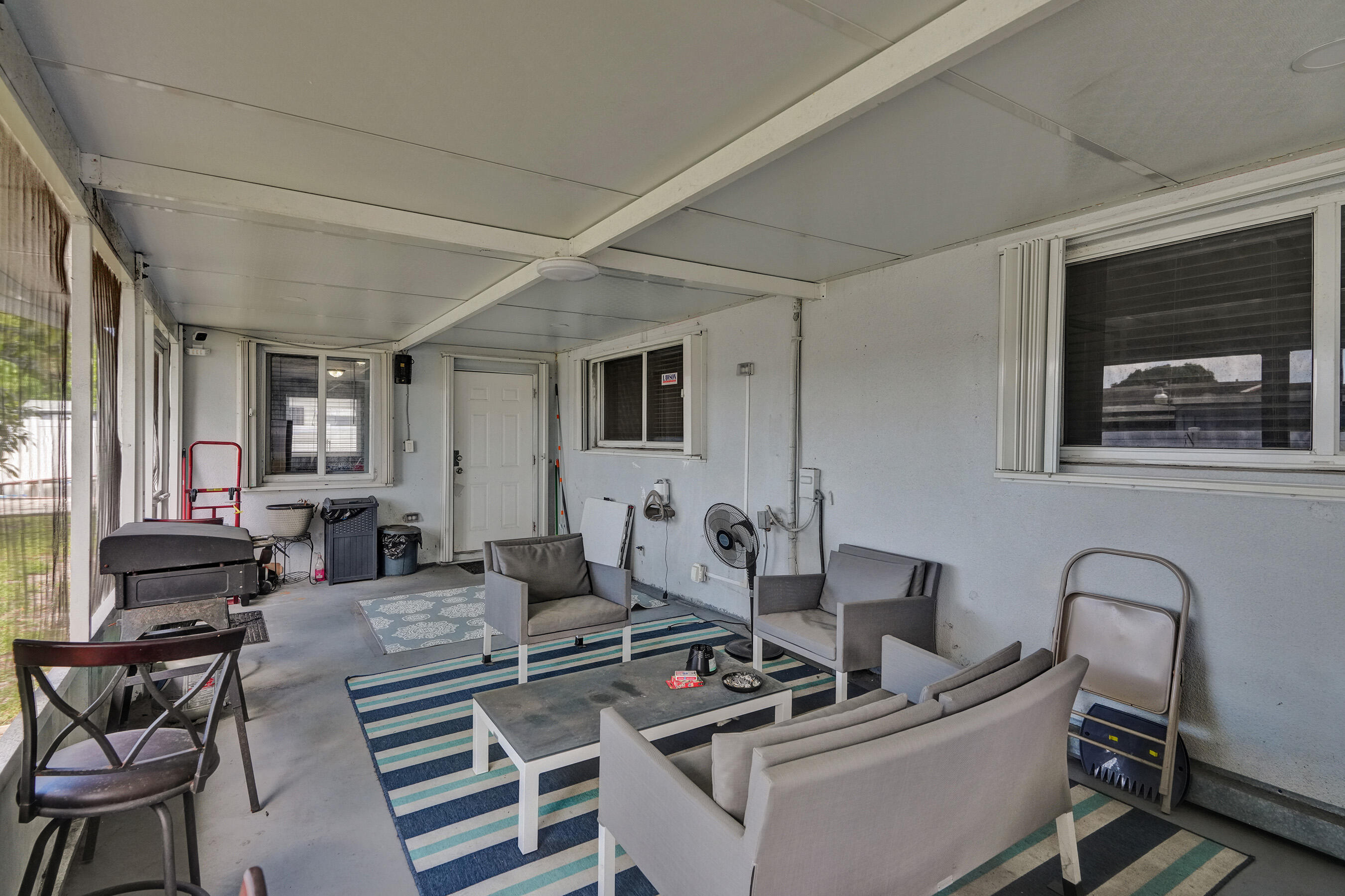 BELL GDNS REPLAT - Residential