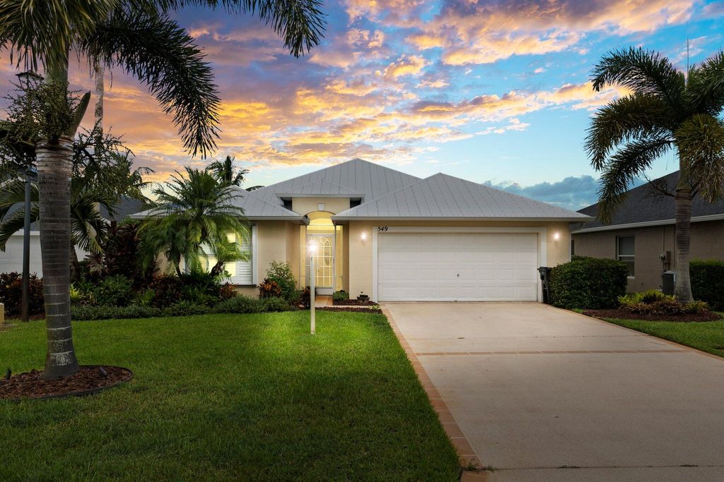 Photo of 549 SW Sundance Trail, Port Saint Lucie, FL 34953 (MLS # R10916412)