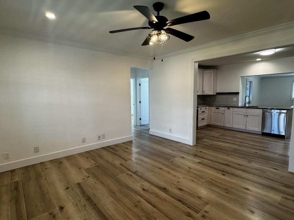 Photo of 204 SE 2nd Avenue, Boynton Beach, FL 33435 (MLS # R11107978)