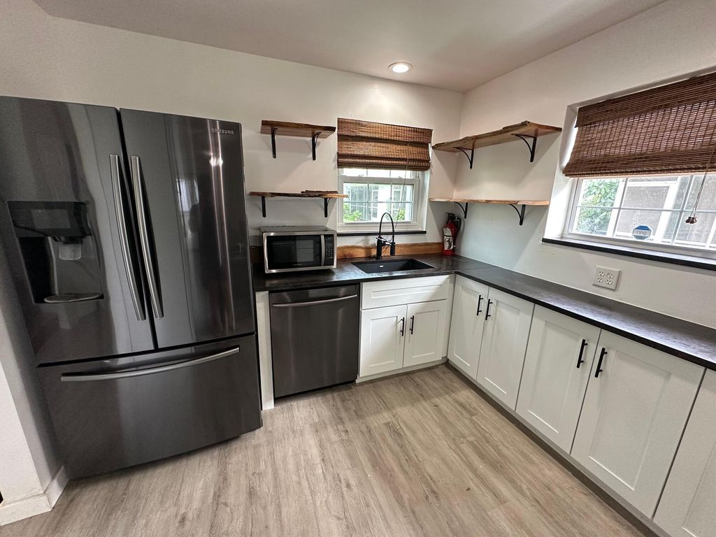 Photo of 423 Waterside Drive, Hypoluxo, FL 33462 (MLS # R11031208)