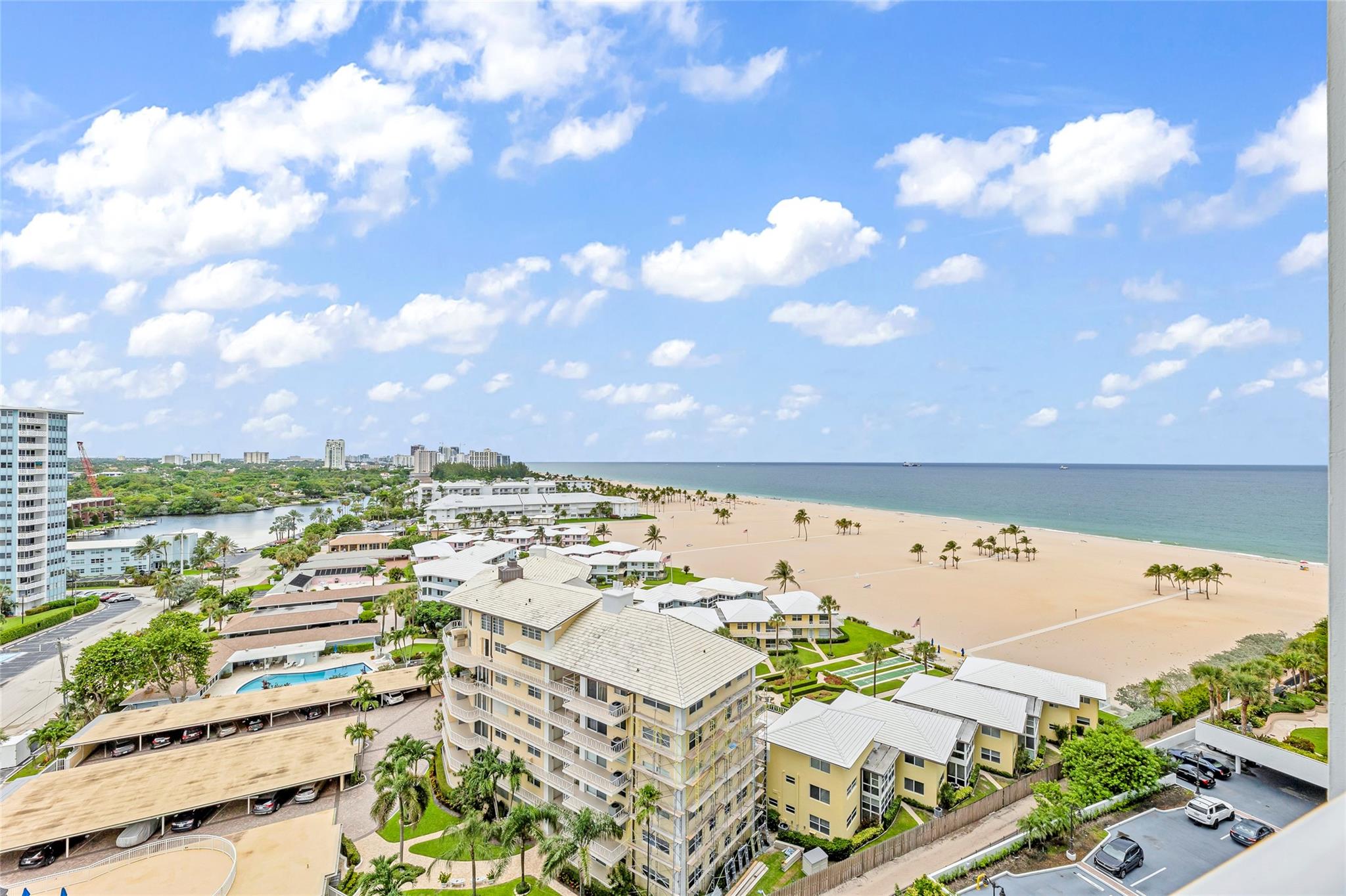 Point of Americas - Residential