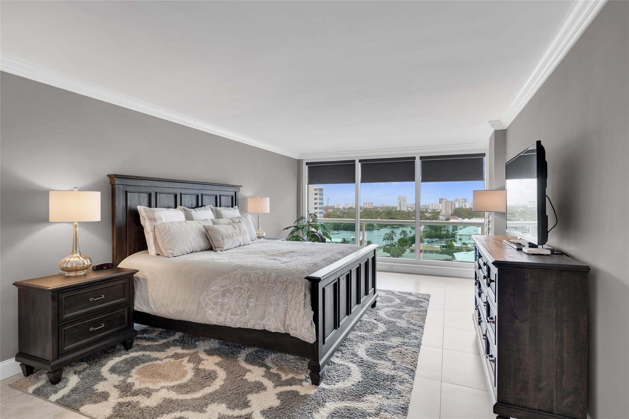 Point of Americas - Residential