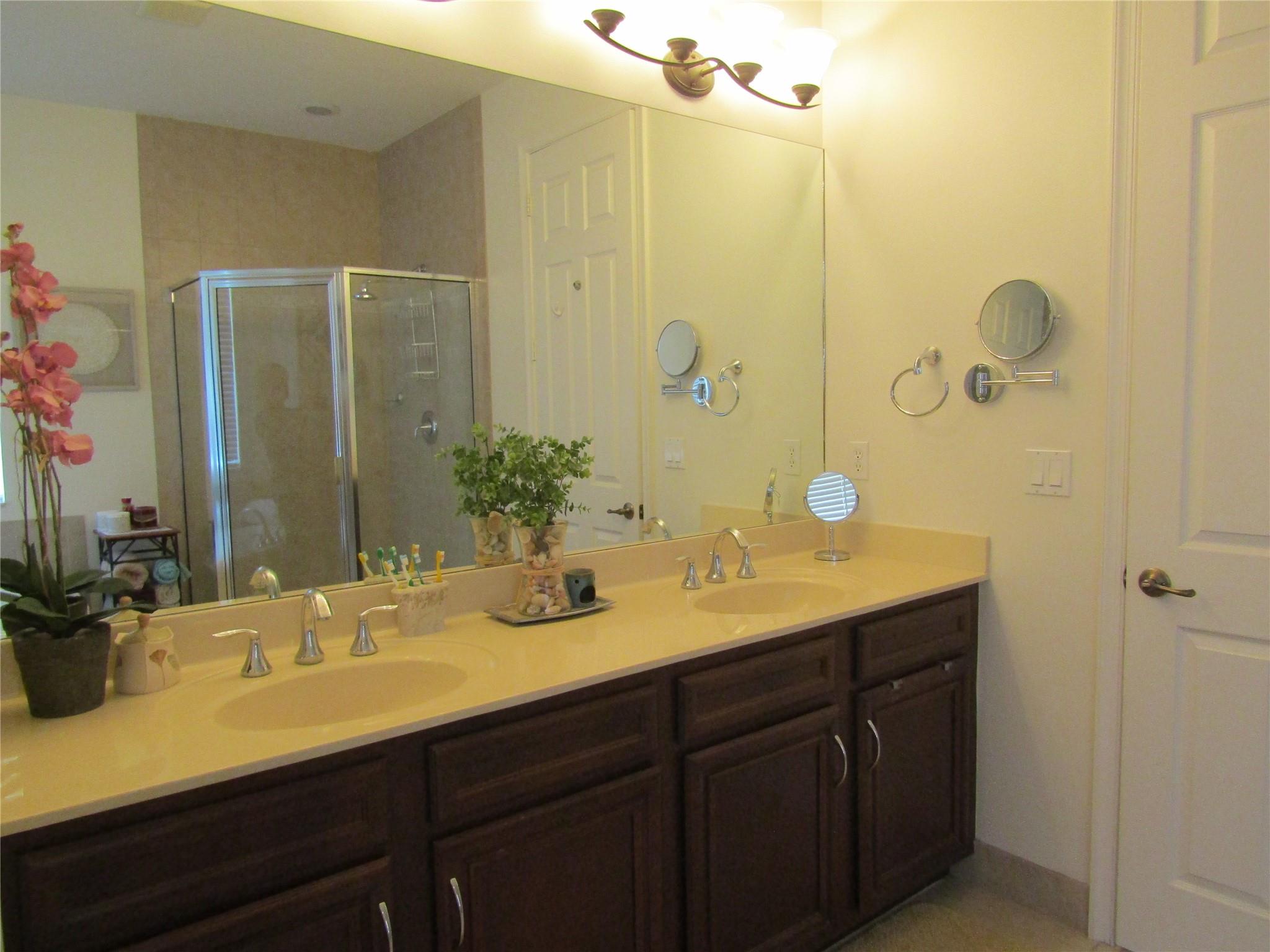 Pastelle - The Oaks - Residential Lease