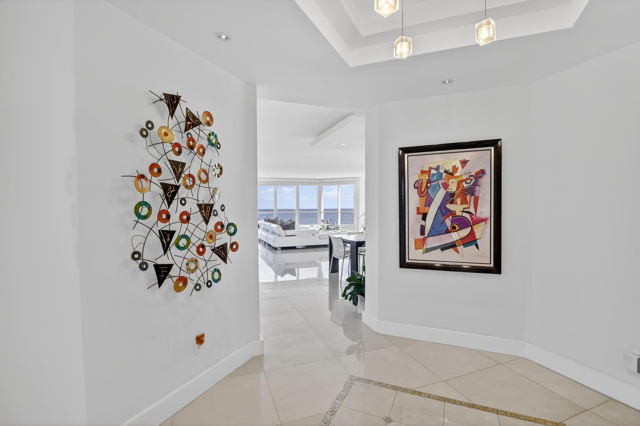 21150 Point Place 2201, Miami, FL, 33180/$1,395,000 1 21150 Point Place 2201