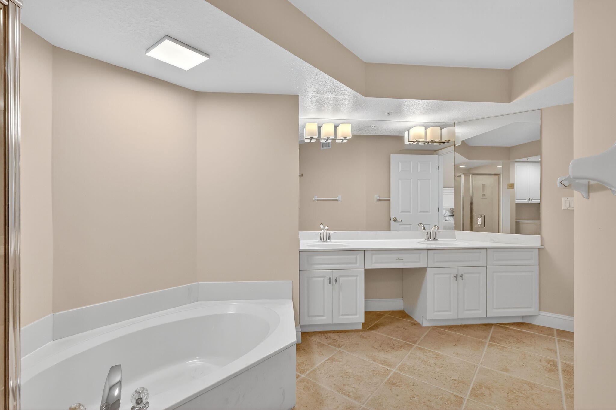 SEAWARD AT ATLANTIC VIEW CONDOMINIUM - Residential