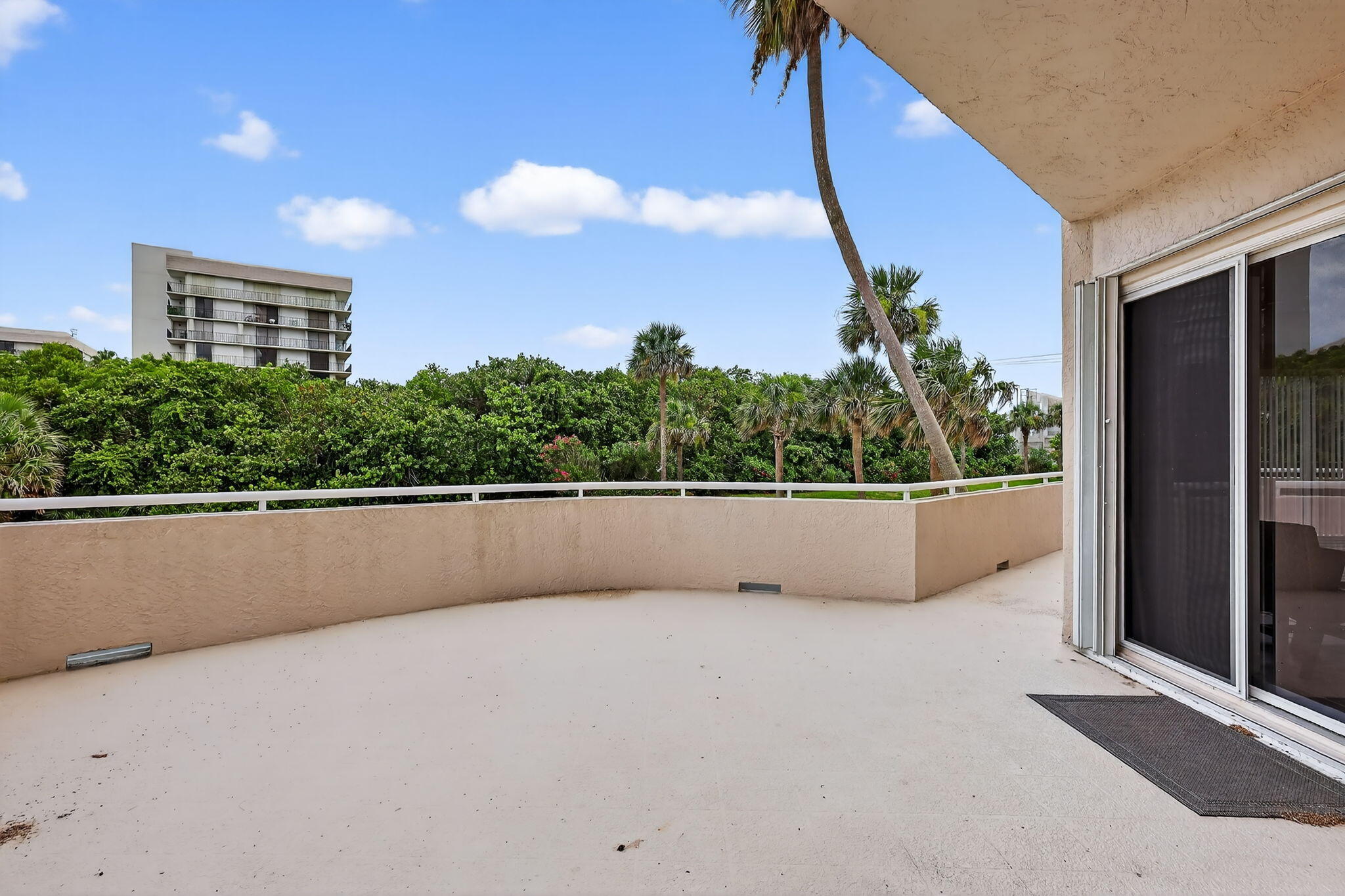 SEAWARD AT ATLANTIC VIEW CONDOMINIUM - Residential