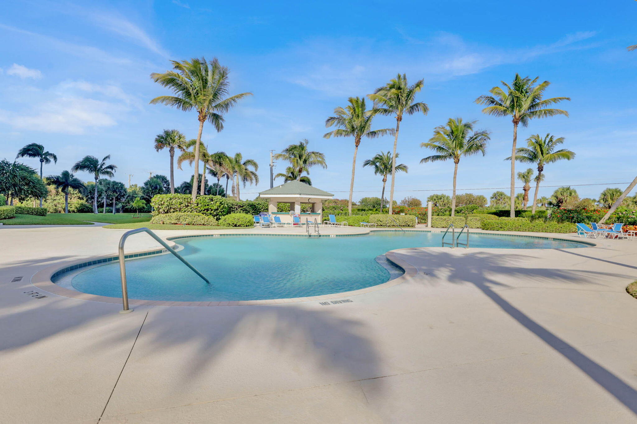 SEAWARD AT ATLANTIC VIEW CONDOMINIUM - Residential